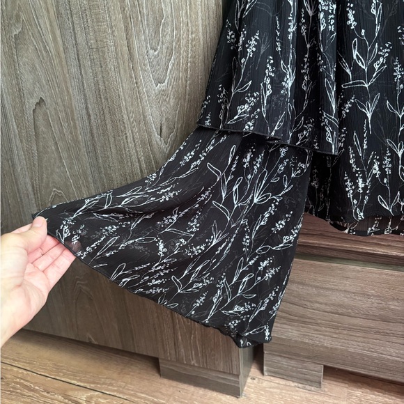 Zara Romantic Floral Embroidered Ruffled Sheer Blouse Large - Picture 5 of 6